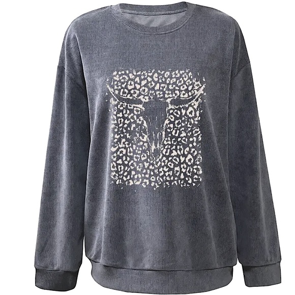Tops - Cow Skull Ribbed Super Comfy Thin Sweatshirt NWT